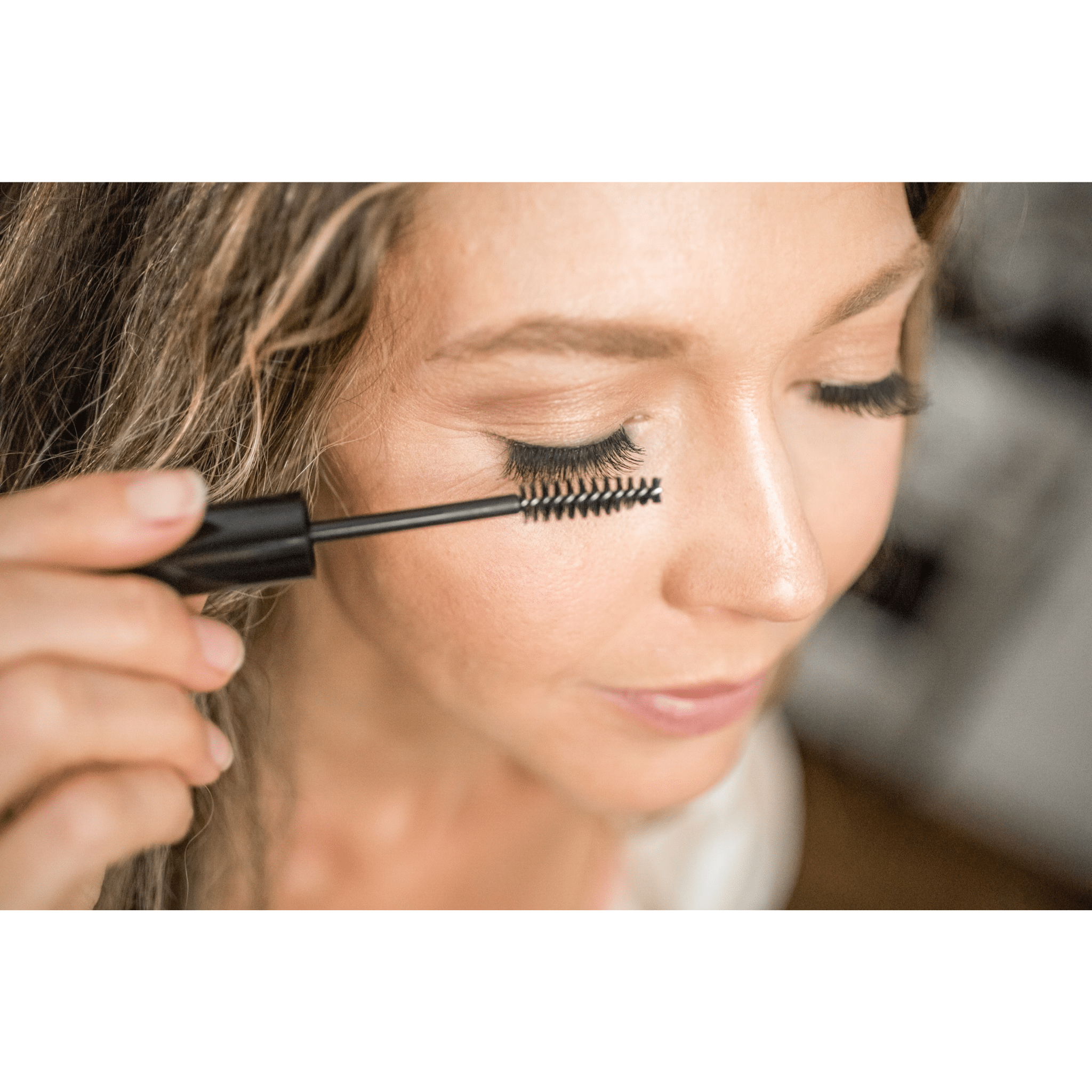 Million Dollar Beauty Eyelash + Eyebrow Growth Serum - The Million Dollar Bill Co. Eyelash Serum